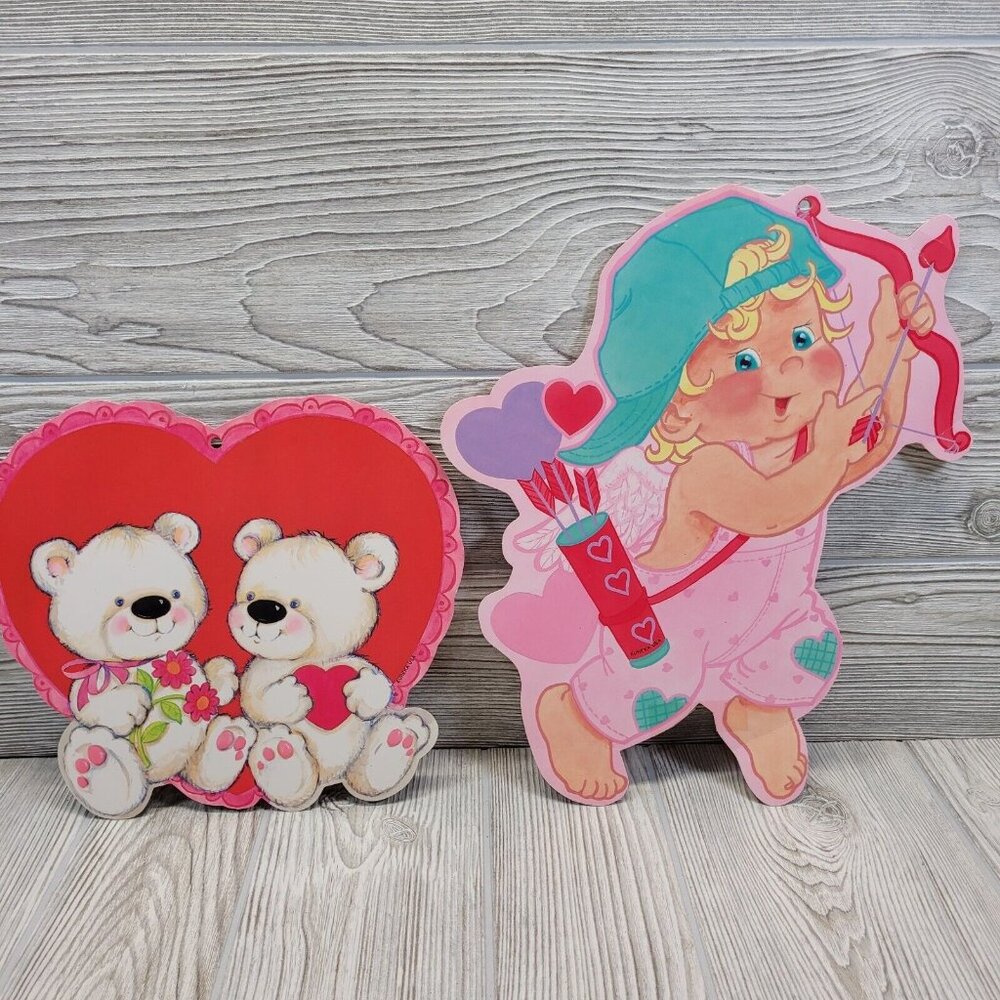 Eureka Valentines Day Die Cupid Teddy Bear Hearts Love Cutout Decorations‎ Vtg